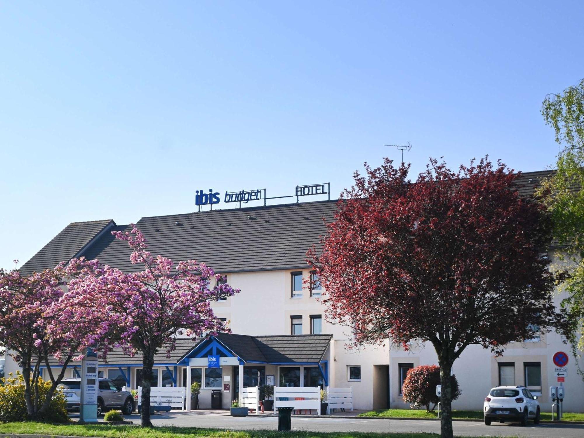 Hotel Ibis Budget Laval Bonchamp Les Laval Dış mekan fotoğraf