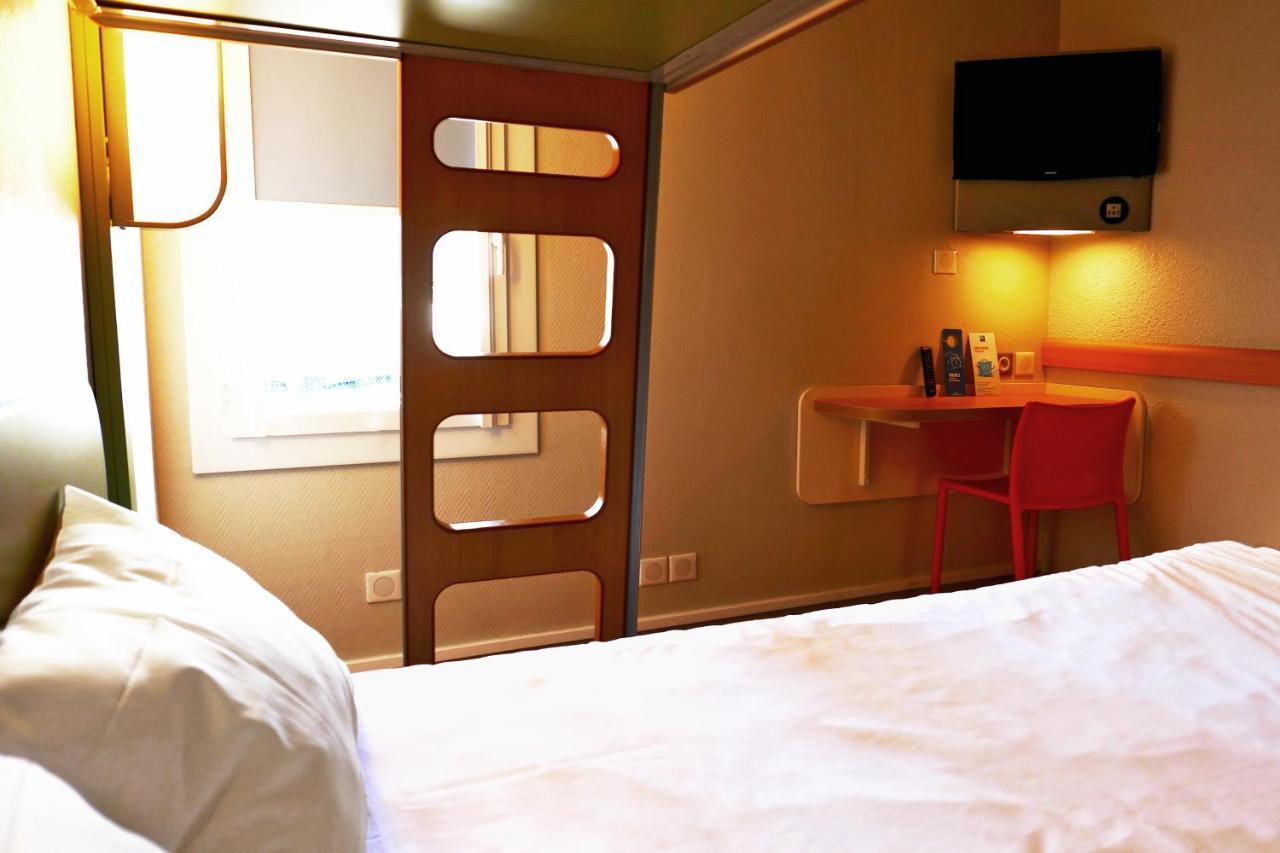 Hotel Ibis Budget Laval Bonchamp Les Laval Dış mekan fotoğraf